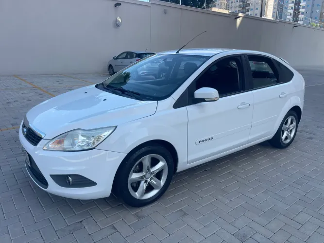 Ford Focus 1.6 S/se/se Plus Flex 8v/16v 5P 2013