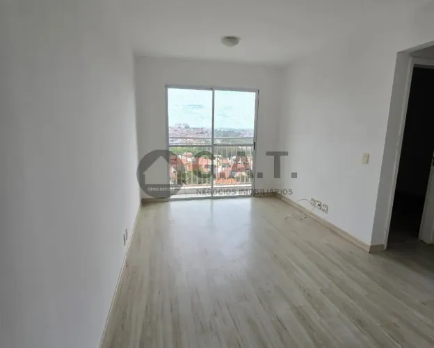Apartamento para locação em Sorocaba-SP: 2 quartos, 2 salas, 1 banheiro, 1 vaga de garagem