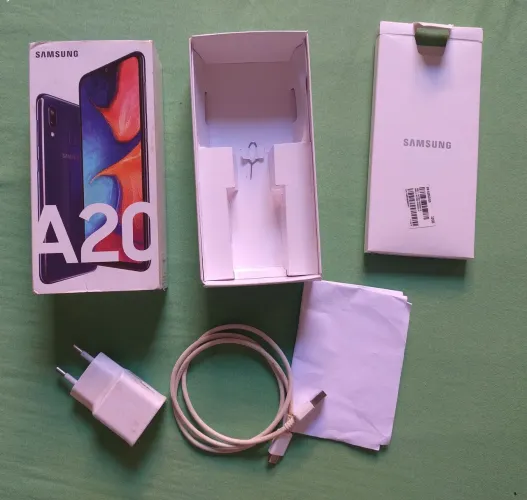 Samsung A20 completo na caixa com nota