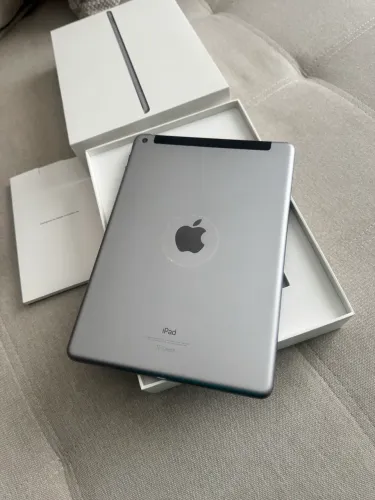 iPad 6 geração e caneta Apple Pencil 1 