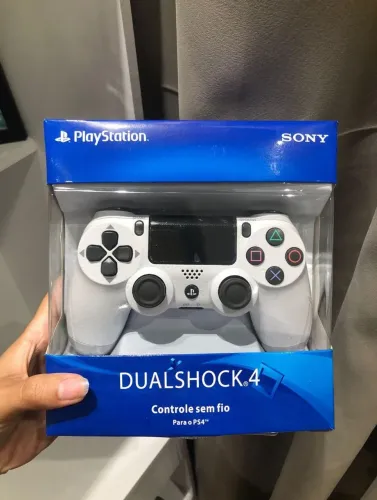Controle coloridos PS4 lacrado
