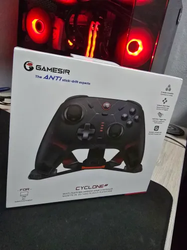 Gamesir Cyclone 2