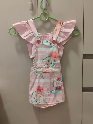 Conjunto macacão e blusa ciganinha infantil feminina