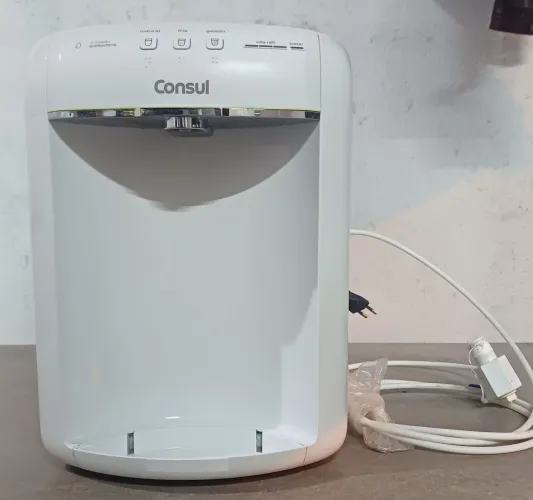 OPORTUNIDADE!!!  Purificador de Água Consul Semi-Novo. 