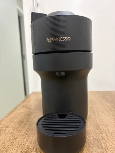 Cafeteira Nespresso Preta | Pouquíssimo uso 