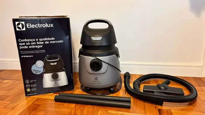 Aspirador de Pó Electrolux A10 Smart