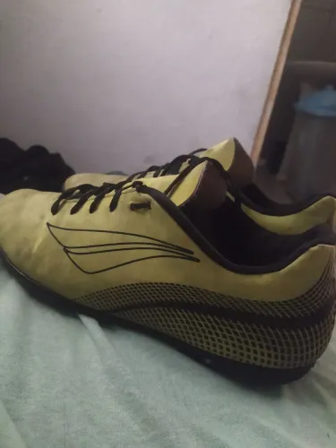 Chuteira society/ futsal