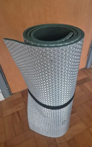 isolante térmico camping / tapete yoga em EVA com revestimento aluminizado