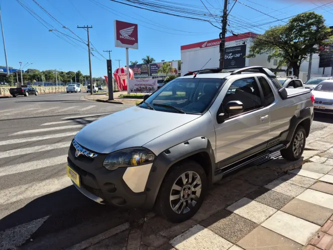 Fiat Strada Adventure 1.8/ 1.8 Locker Flex CE 2017