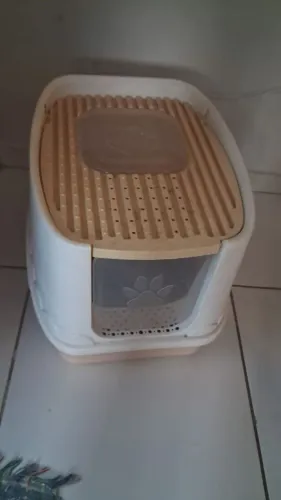 Banheiro Caixa de Areia Para Gatos Fechada Anti Odor 48x39x36cm Com Pá para limpeza.