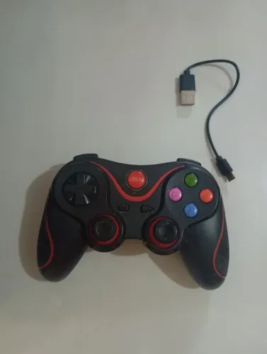 Controle GAMEPAD TERIOS T3 funcionando perfeitamente + cabo de carregar !!!