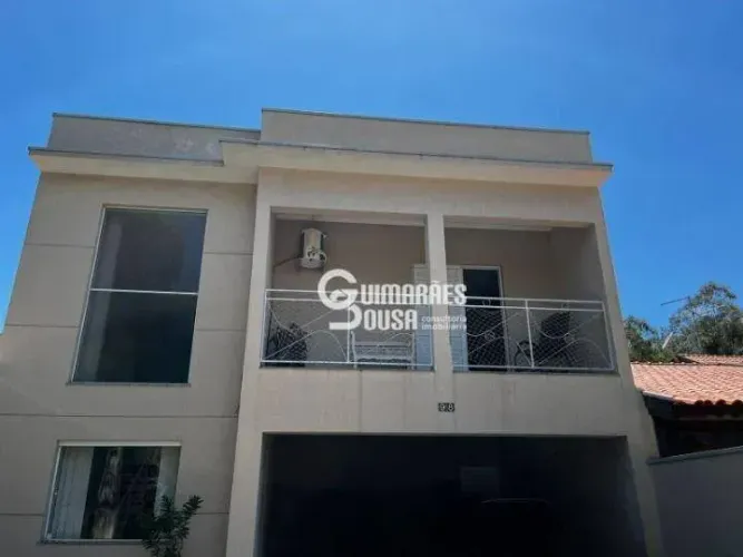 sobrado condominio Itamambuca