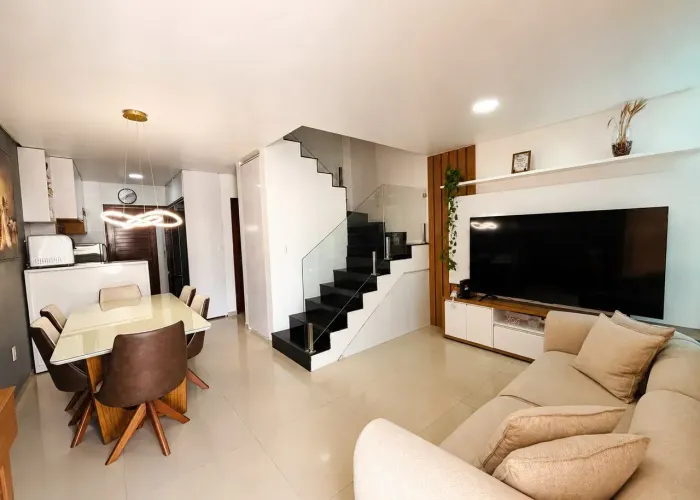 Alugo Casa Duplex 3 quartos com planejados no Cond. Via verde no Antares, loteamento Monte