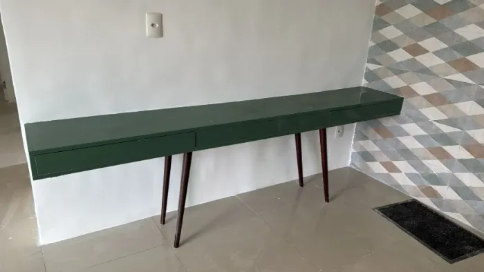 Aparador em MDF Laqueado