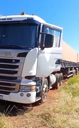 ÁGIO SCANIA R-440 e RODOTREM