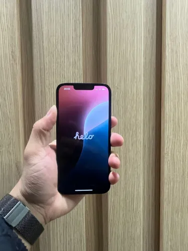 iPhone 13