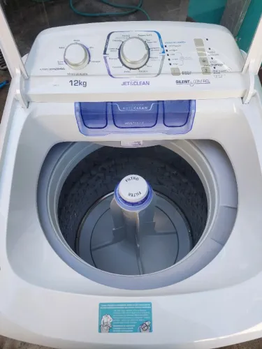 Máquina de Lavar 12kg Electrolux LAC12
