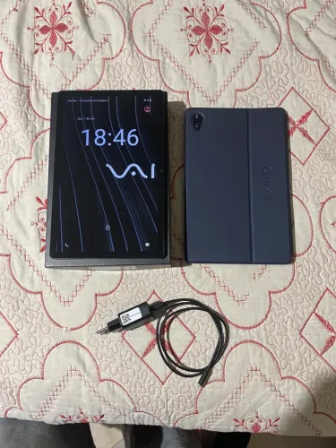 Tablet VAIO TL10 128GB/8GB RAM - Seminovo na Caixa + Teclado ( Ler descrição)