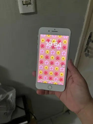 Iphone 8 plus 64gb