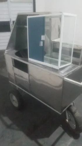 carrinho de lanche muito conservado