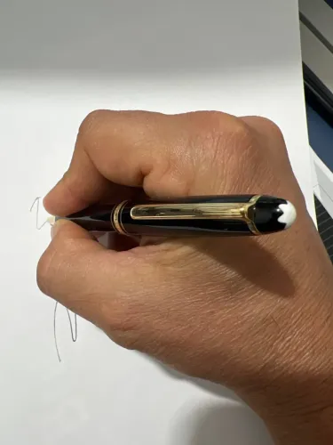 Caneta MontBlanc Gold