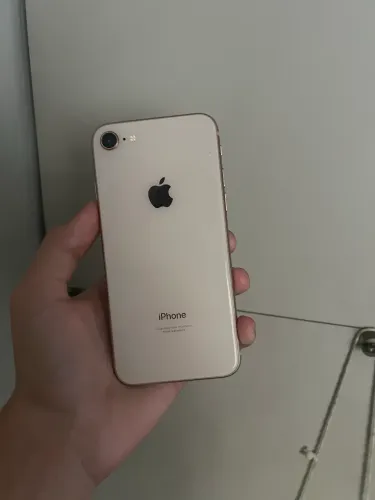iPhone 8