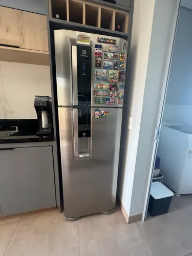 Geladeira Eletrolux inox