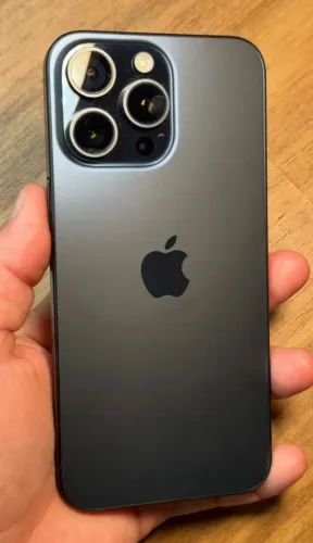 iPhone 15 Pro 128GB Preto Bateria 84% Somente aparelho - Loja física 