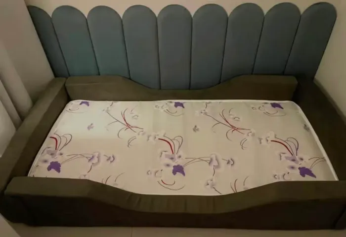 Cama montessoriana 