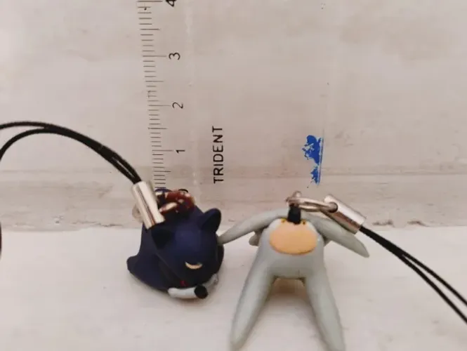 2 mini chaveiros personagens do Sonic