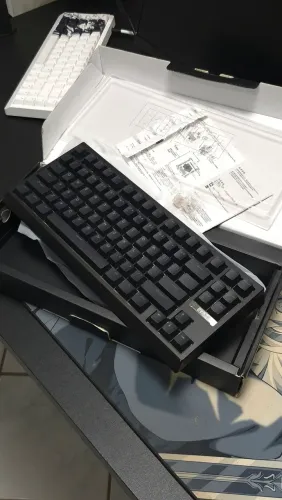 Teclado mecânico Epomaker G84