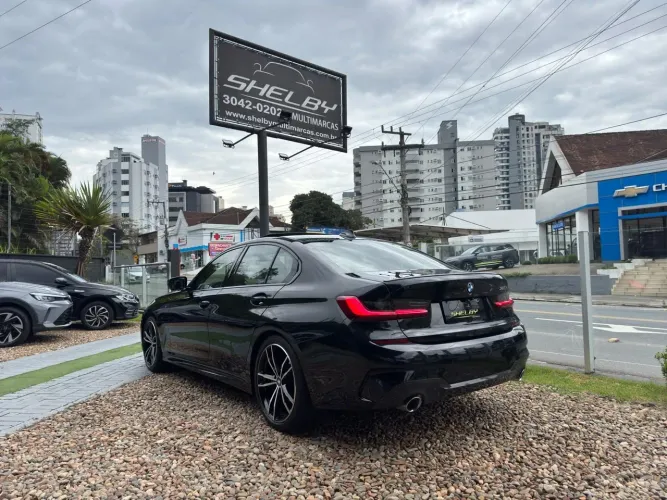 BMW 320I A 2.0 TB M Sport Activeflex 16V 4P 2022