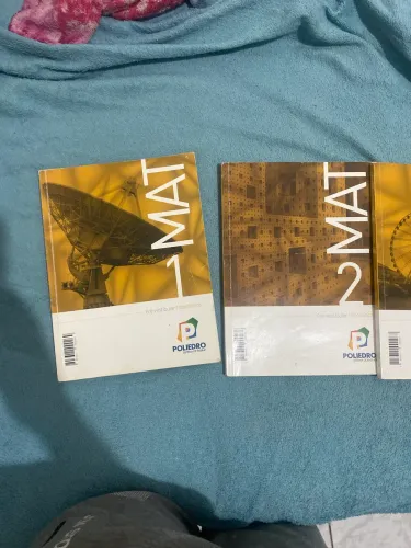 Livros pré vestibular do poliedro