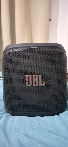 Vendo JBL partybox 2 com apenas um mês de uso