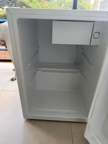 Frigobar Philco 220v - Pouco Usado