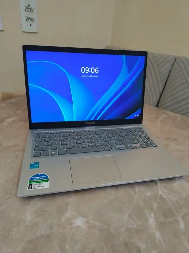 Notebook Asus I3 de 11° geração