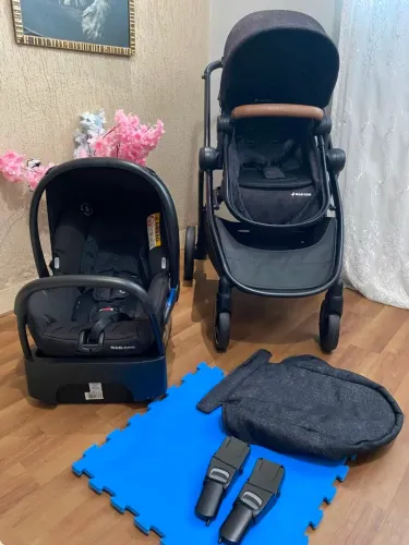 Carrinho Moisés Maxicosi com Bebê Conforto e Base