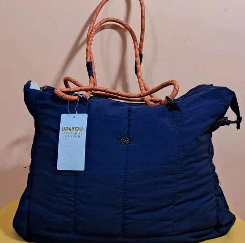 Bolsa Transversal em Nylon - Elegância e Praticidade