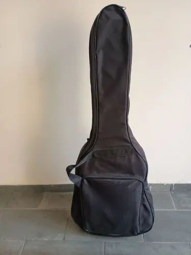 Capa de violão almofadada reforçada