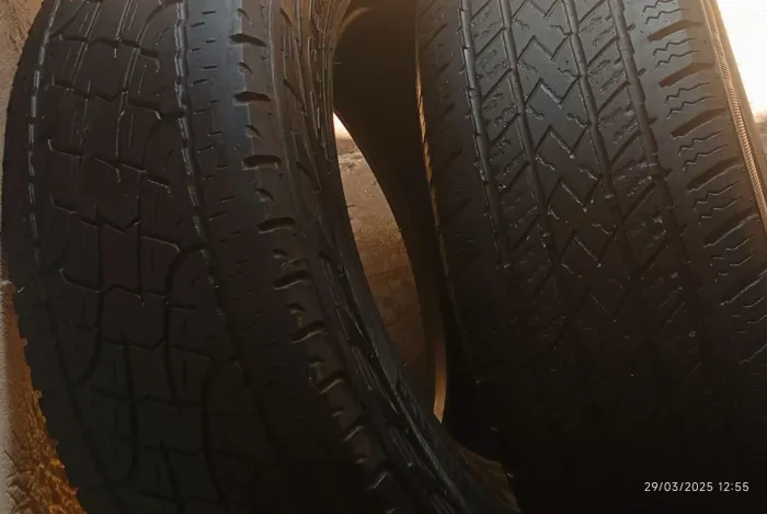 2 Pneus 235/70/16