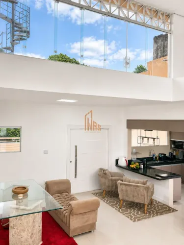Casa à venda no Condomínio Alto de Pinheiros com 4 Suítes, 300m²