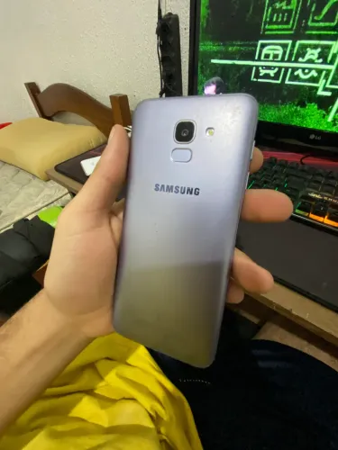 Samsung J6