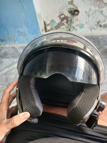Capacete
