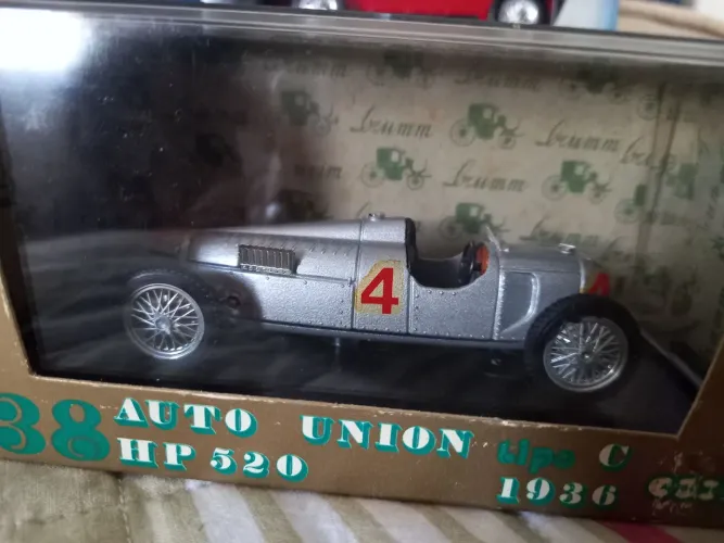 Miniatura F1 Auto Union 1936 escala 1/43