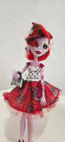 Boneca Monster High Operetta Dot Dead Gorgeous(petit poá)