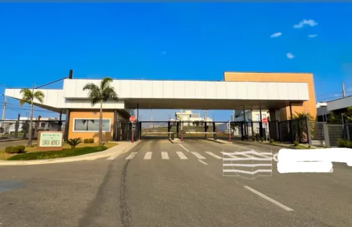 Terreno 360m2 Condomínio fechado - Santa Mônica