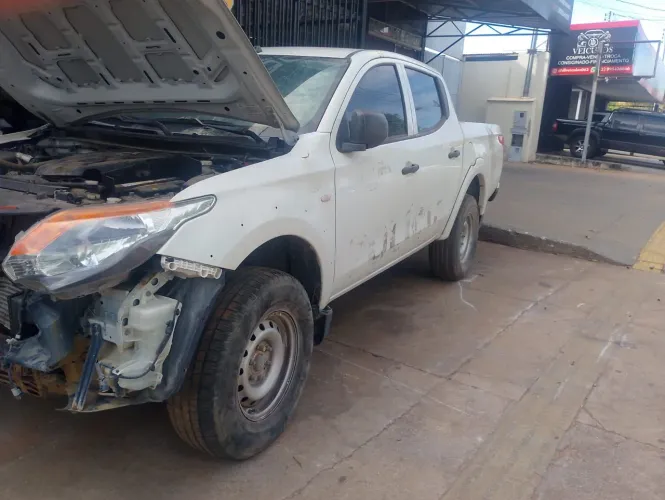Peças e acessórios Mitsubishi L-200