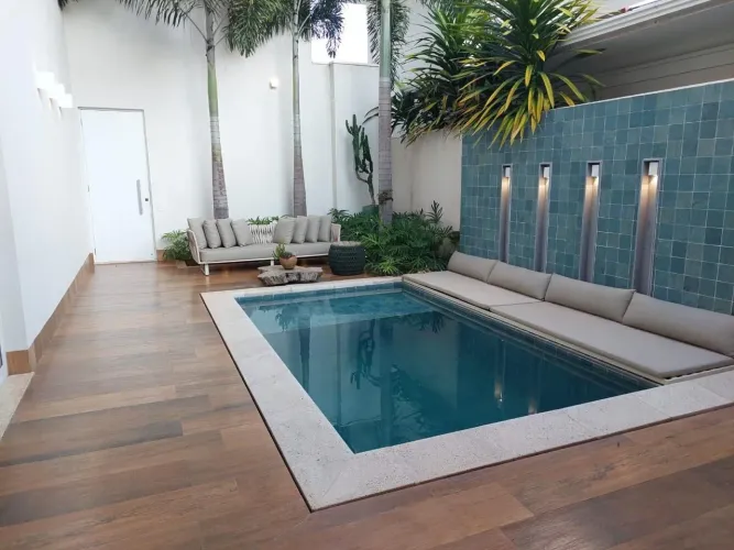 Casa à venda no Condomínio Jardim Versailles em Uberlândia/MG