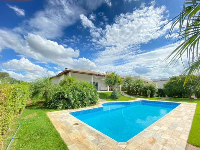 Casa para locação no Condomínio Palmeiras Imperiais em Salto R$ 6.400,00