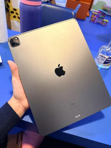 IPAD PRO 12,9 (5ª GERAÇÃO - CHIP M1)